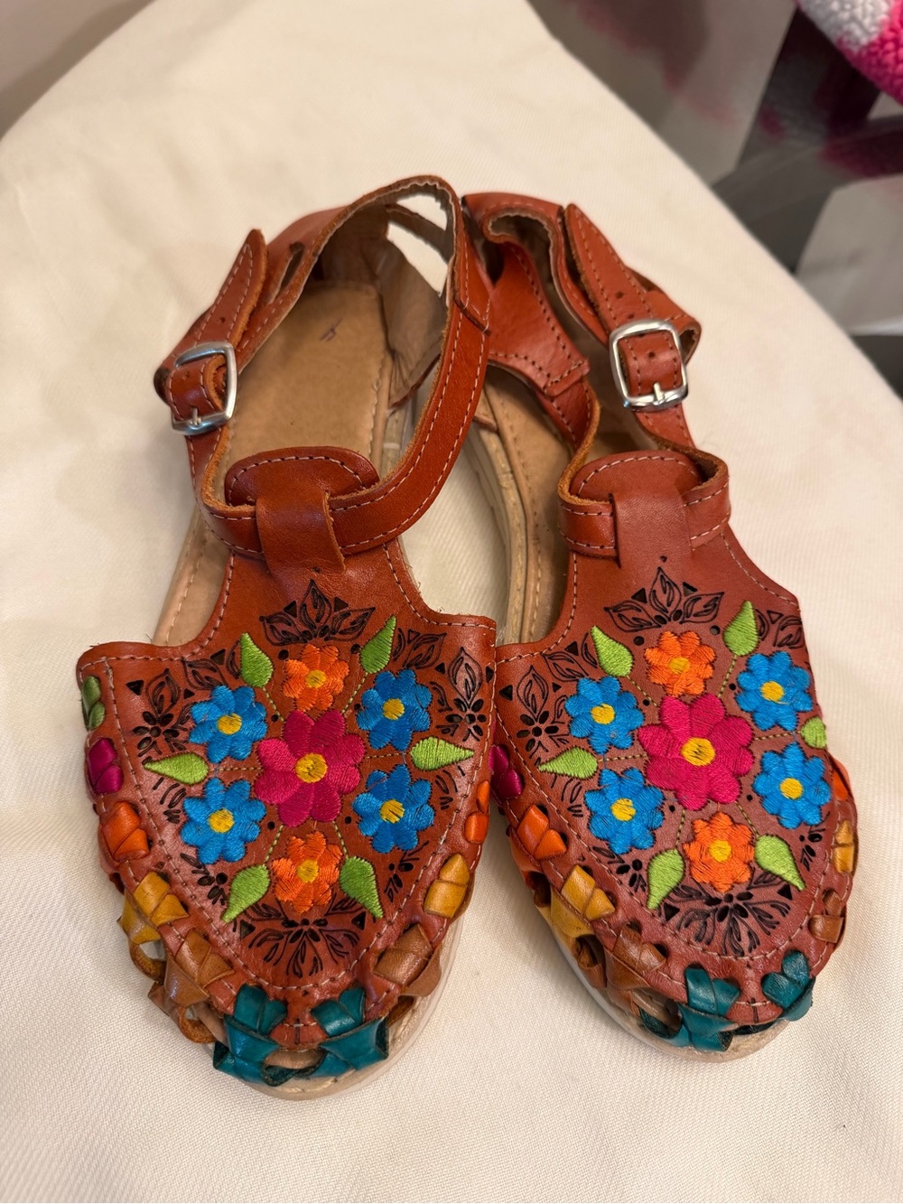 Handcrafted Brown Leather Floral Embroidered Huarache Sandals Womens 7 Brown